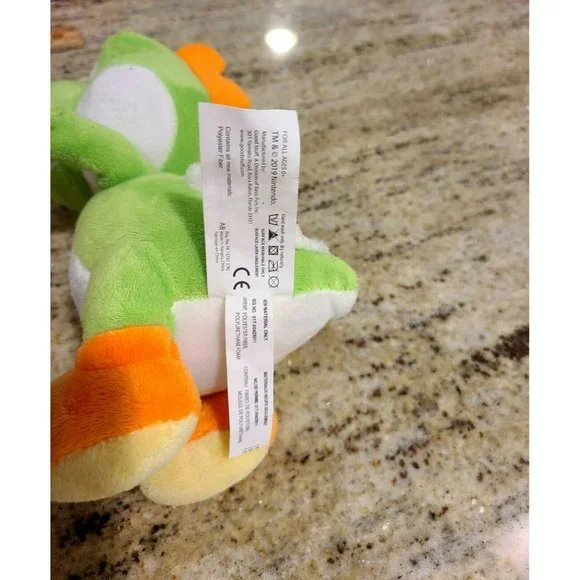 Nintendo Super Mario Bros. 8" YOSHI Plush Stuffed Animal Toy 2019 - Picture 11 of 12